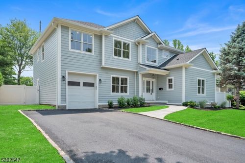 35 Georgia St, Cranford, NJ, 07016-2741 | Card Image