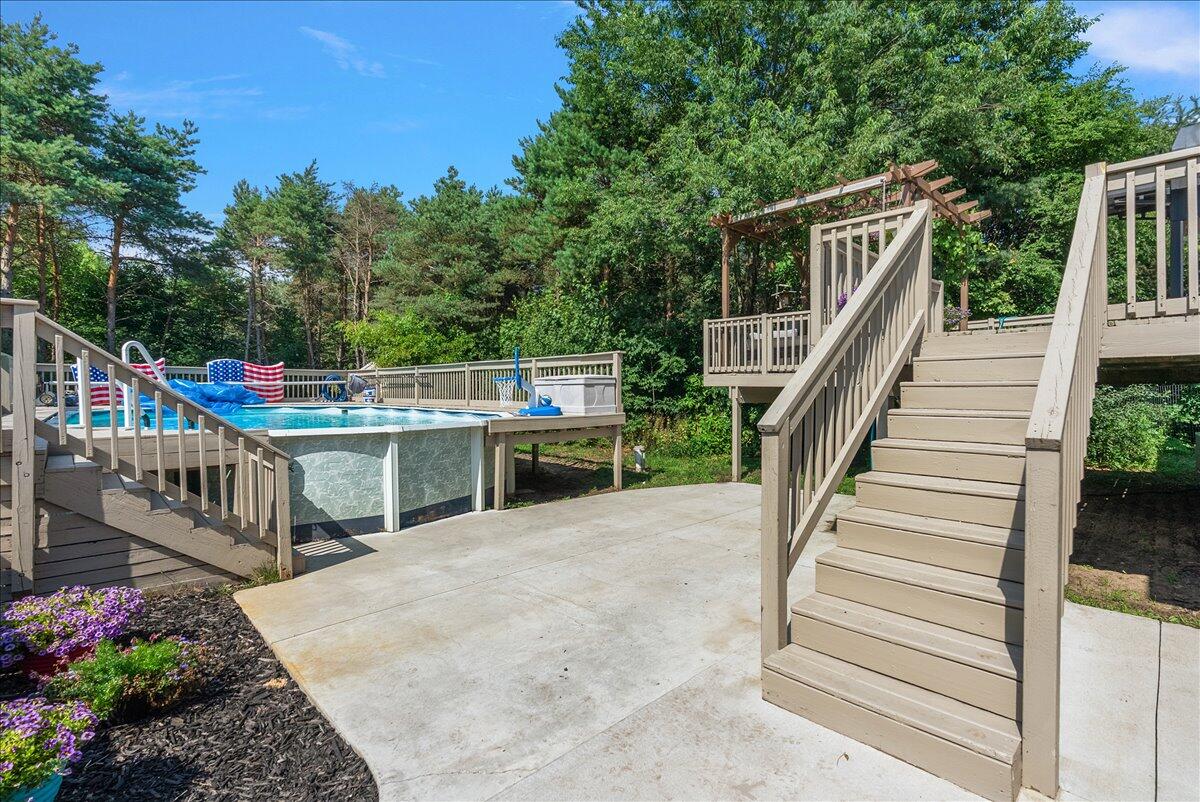 Residential in Coopersville 4