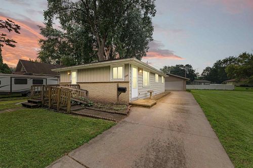 554 N Hickory Street, Fond Du Lac, WI, 54937 | Card Image