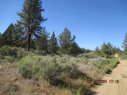 10-0 Little Fawn Dr, Chiloquin, OR, 97624 | Card Image
