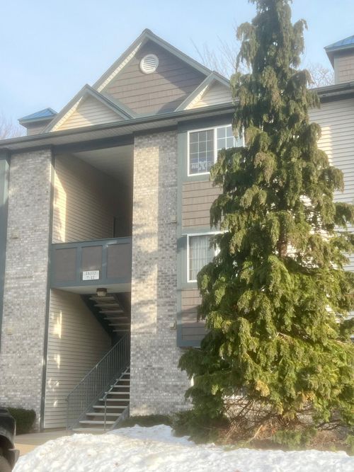 apt-8-18372 N Ridge Ct, Spring Lake, MI, 49456-8930 | Card Image