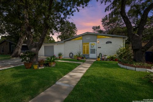 243 Future Dr, San Antonio, TX, 78213-3542 | Card Image