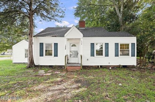 124 Sherwood Rd, Jacksonville, NC, 28540-5533 | Card Image