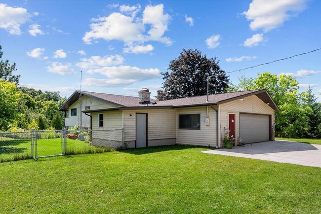 8615 Pigeon Lake Road, House other with 3 bedrooms, 2 bathrooms and null parking in Liberty WI | Image 22