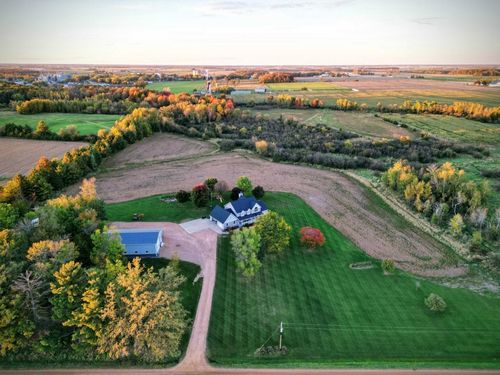 W3476 Chickadee Rd, Loyal, WI, 54446-8429 | Card Image