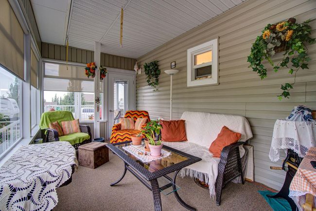 840 Dufferin St, House other with 4 bedrooms, 3 bathrooms and 6 parking in Granum AB | Image 18