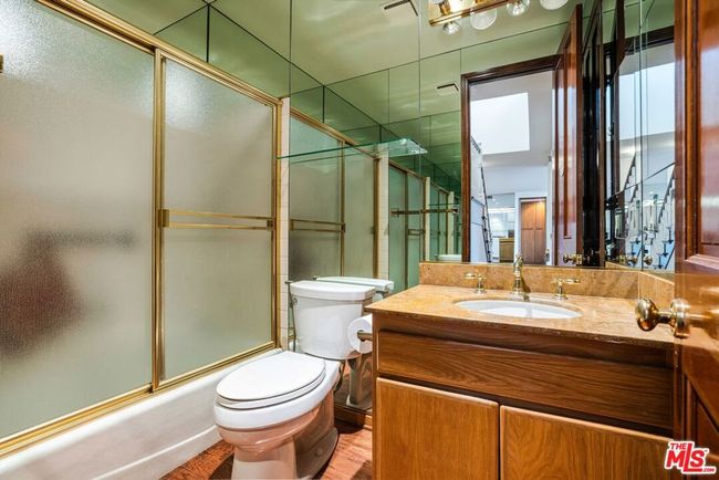 Guest Bath | Image 12