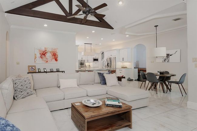 28107 Buena Way, House other with 5 bedrooms, 5 bathrooms and 7 parking in Spring TX | Image 14