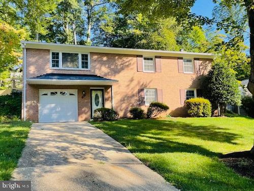 8626 Kerry Ln, SPRINGFIELD, VA, 22152-3202 | Card Image