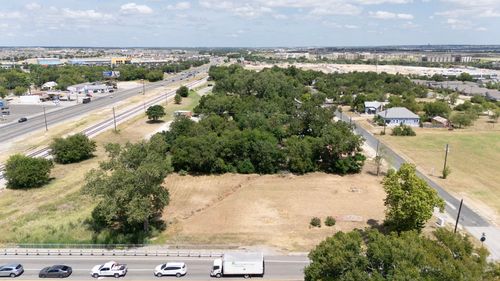 101 E South St, Leander, TX, 78641-1728 | Card Image