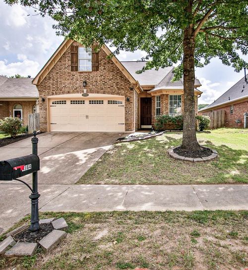 4964 Shaws Ridge Trl, Arlington, TN, 38002-4670 | Card Image