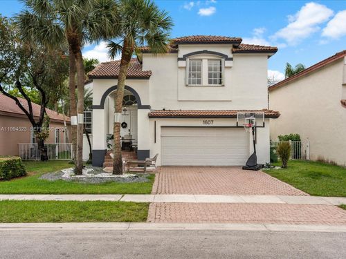 1607 Sw 157th Ave, Pembroke Pines, FL, 33027-2351 | Card Image