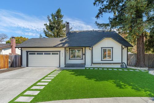 855 Garden Court, Petaluma, CA, 94954 | Card Image