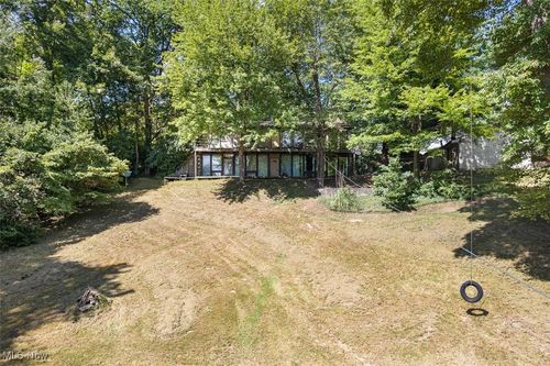 1376 Melscheimer Rd Sw, East Sparta, OH, 44626-9752 | Card Image