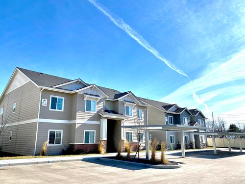 324 Ne 3rd St, Meridian, ID, 83642-2748 | Card Image