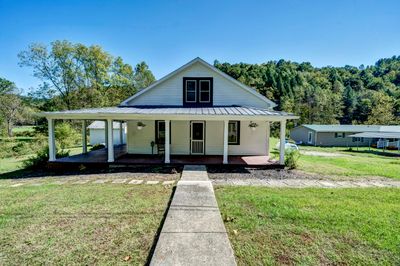 10968 State Highway 437, House other with 4 bedrooms, 3 bathrooms and null parking in West Liberty KY | Image 2