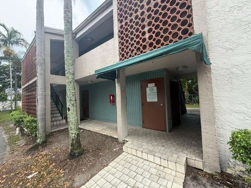 apt-99b-4220 Inverrary Blvd, Lauderhill, FL, 33319-4146 | Card Image