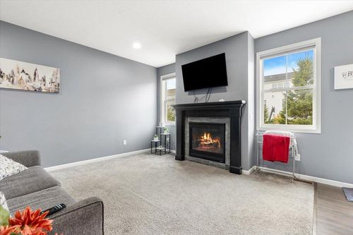 4372 Corn Silk Ln, Woodbury, MN, 55129-2214 | Card Image