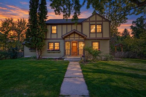 916 S 3rd Ave, Bozeman, MT, 59715-5261 | Card Image