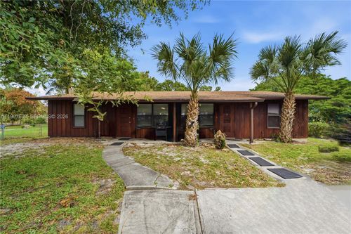 1910 S 34th St, Fort Pierce, FL, 34947-4500 | Card Image
