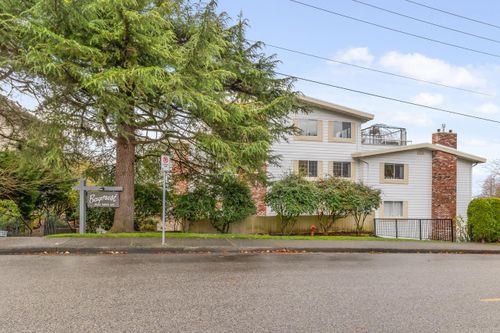 302-15010 Roper Ave, White Rock, BC, V4B5A9 | Card Image