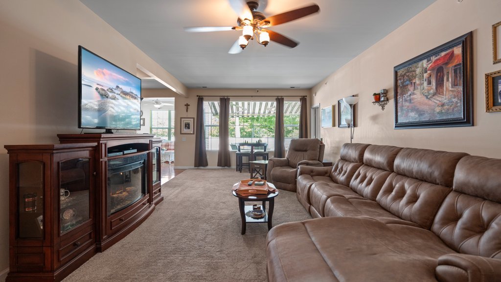 Residential in Huntley 4