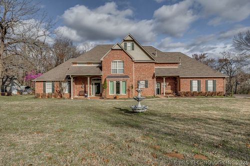 16041 S 297th East Ave, Coweta, OK, 74429-6036 | Card Image
