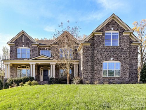 1012 Golden Bell Dr, Marvin, NC, 28173-0244 | Card Image