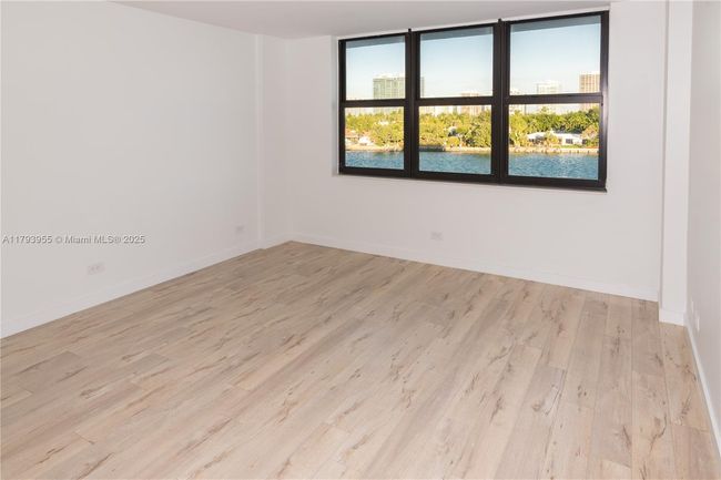 APT-404 - 10101 E Bay Harbor Dr, Condo with 2 bedrooms, 2 bathrooms and null parking in Bay Harbor Islands FL | Image 10