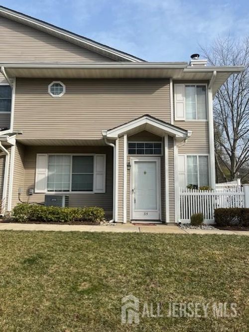 35 Ashley Ct, Bedminster, NJ, 07921-1436 | Card Image