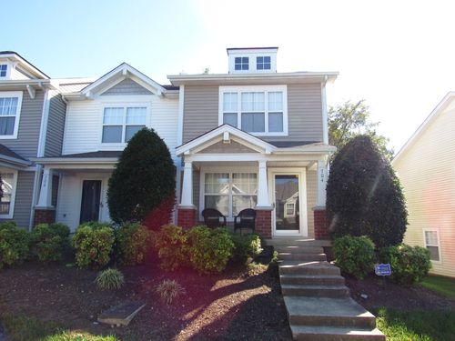 704 Flintlock Ct, Nashville, TN, 37217-3615 | Card Image