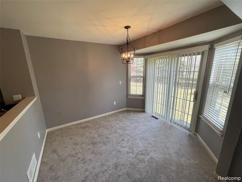 8767 Hardwood Dr, Van Buren Twp, MI, 48111-7414 | Card Image