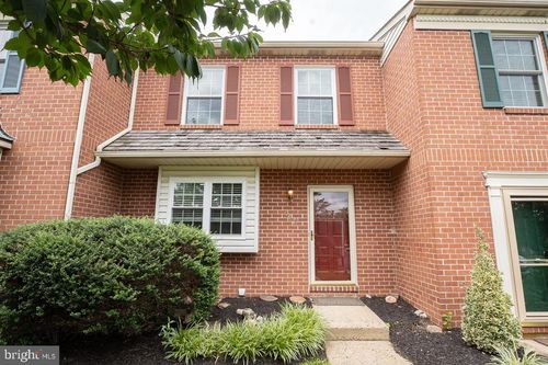 403 Village Green Dr, GILBERTSVILLE, PA, 19525-9501 | Card Image