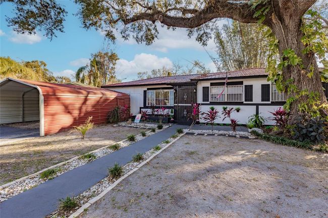 2005 E Crenshaw St, House other with 3 bedrooms, 1 bathrooms and null parking in TAMPA FL | Image 4