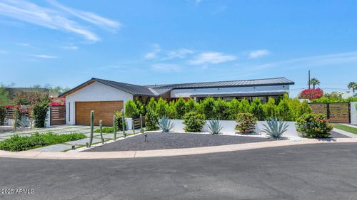 5812 N 44th Pl, Phoenix, AZ, 85018-1281 | Card Image