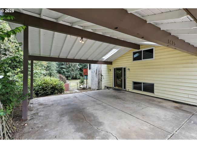 1425 Se 9 Th St, House other with 6 bedrooms, 3 bathrooms and null parking in Gresham OR | Image 6