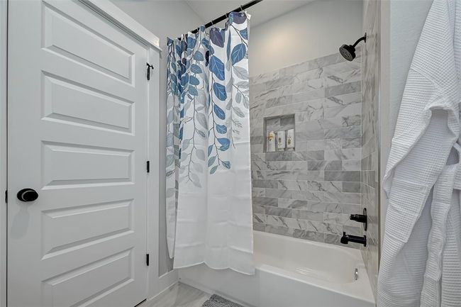 C - 2105 Sam Wilson St, House other with 3 bedrooms, 3 bathrooms and 1 parking in Houston TX | Image 24