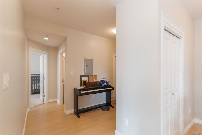 201 - 2117 Meredith Rd, Condo with 1 bedrooms, 2 bathrooms and 1 parking in Nanaimo BC | Image 17