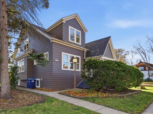 1489 E Algonquin Rd, Des Plaines, IL, 60016-6627 | Card Image