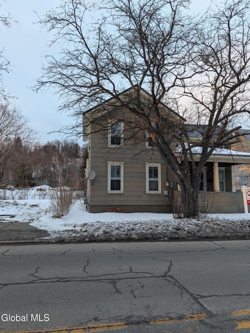 92 Reid St, Fort Plain, NY, 13339-1361 | Card Image