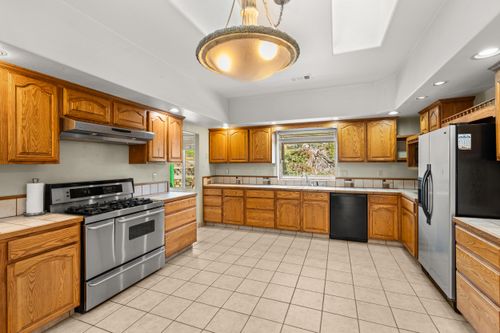 860 5th Ave, Gold Hill, OR, 97525-0348 | Card Image
