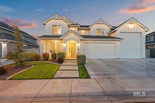 3338 N Whirlwind Ave, Meridian, ID, 83646-6127 | Card Image