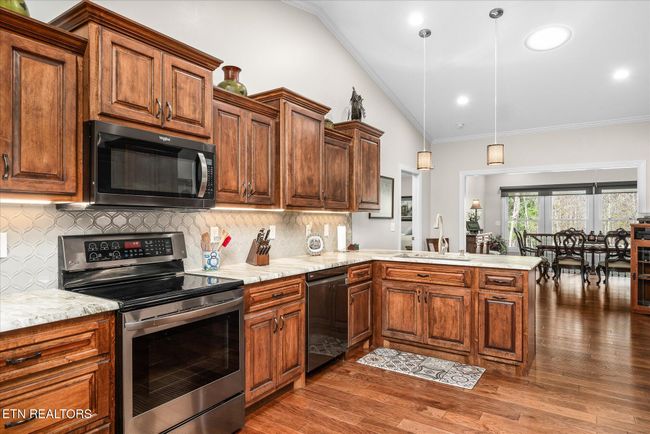 380 Mountain Preserve Pkwy, House other with 3 bedrooms, 2 bathrooms and null parking in Crab Orchard TN | Image 16
