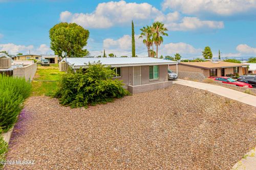 116 S Avenue B, San Manuel, AZ, 85631-1139 | Card Image