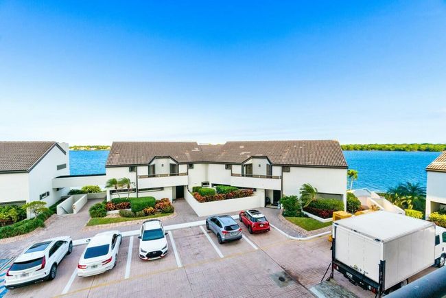 252 - 100 Lakeshore Drive, Condo with 3 bedrooms, 4 bathrooms and null parking in North Palm Beach FL | Image 36