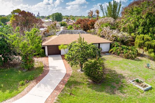 1102 Sw Del Rio Blvd, Port St. Lucie, FL, 34953-1517 | Card Image