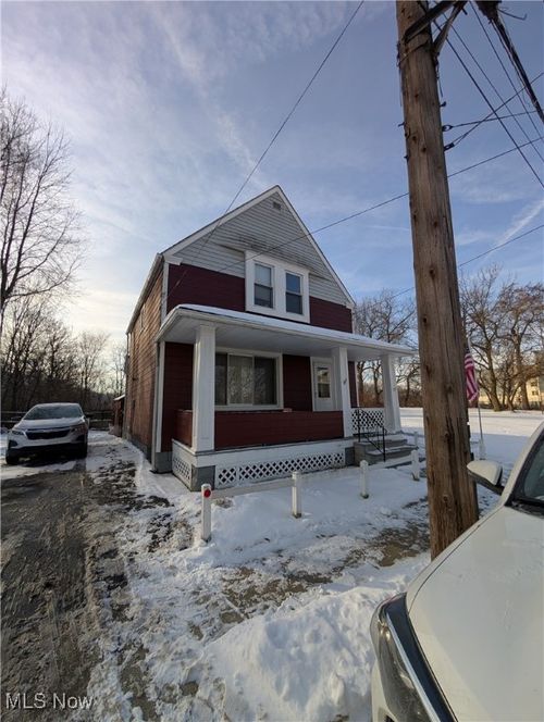 2325 Selzer Avenue, Cleveland, OH, 44109 | Card Image