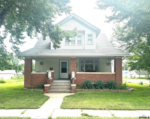 300 N Maple Ave, Davenport, NE, 68335-3107 | Card Image