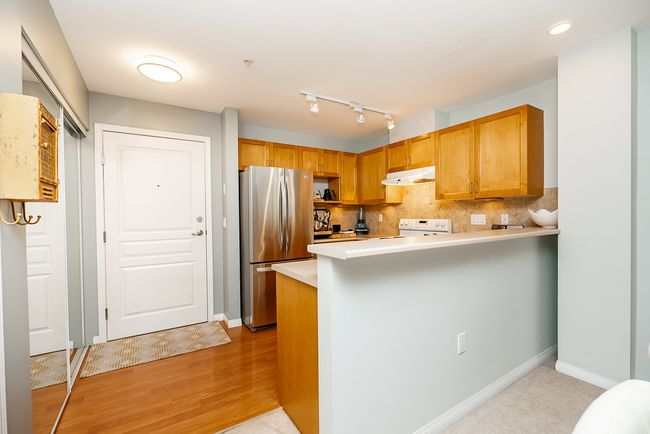 310 - 2167 152 Street, Condo with 2 bedrooms, 2 bathrooms and 2 parking in Surrey BC | Image 12