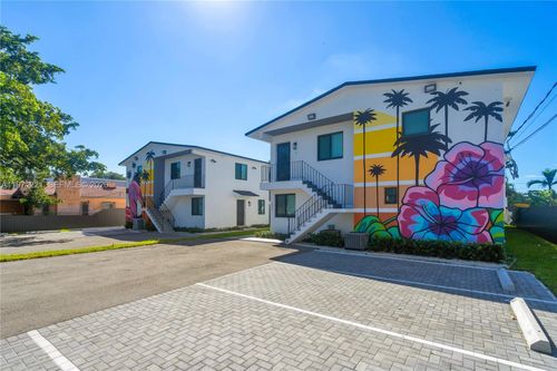 1044 Nw 29th St, Miami, FL, 33127-3867 | Card Image